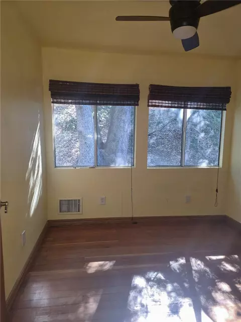 Bedroom - 629 Chateau, Crestline, CA 92325 photo 1 of 8