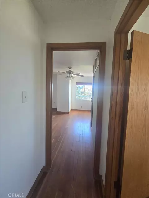Entry Way - 629 Chateau, Crestline, CA 92325 photo 3 of 4