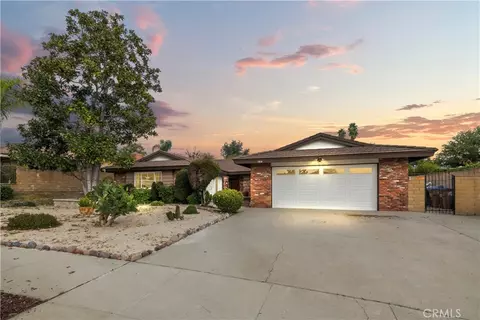 384 Andover, Claremont, CA 91711