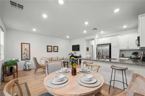 16502 Casa Grande #105, Fontana, CA 92336