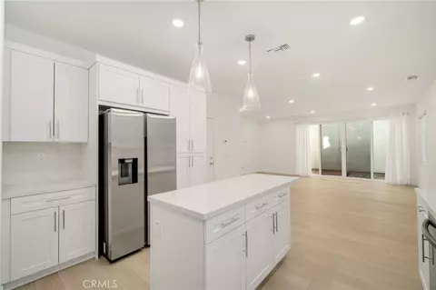 429 Willow Run Ln, Carson, CA 90745