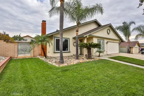1476 Fernando, Upland, CA 91786