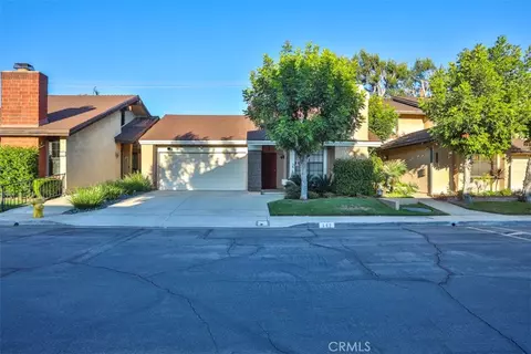 142 Windermere Ln, Glendora, CA 91741
