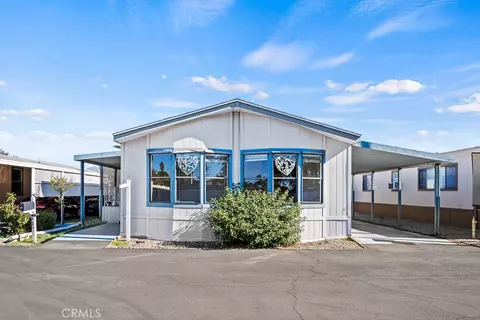 530 W Devonshire Ave #36, Hemet, CA 92543