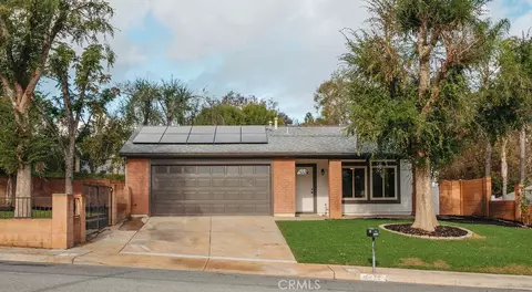 2430 Mesquite, Corona, CA 92882