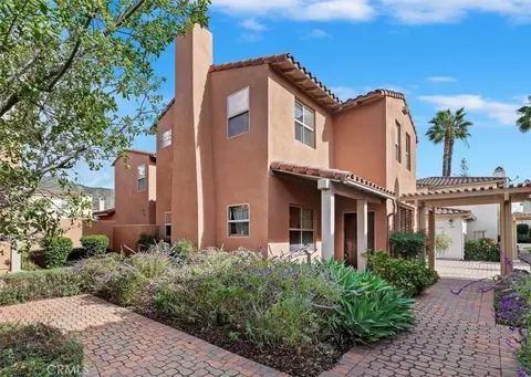 2454 Crossroads Ct, Duarte, CA 91010