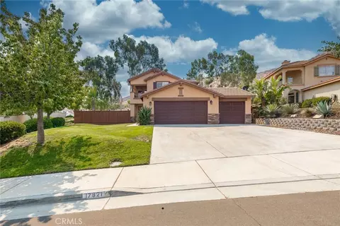 17821 Morning Rock Cir, Riverside, CA 92503