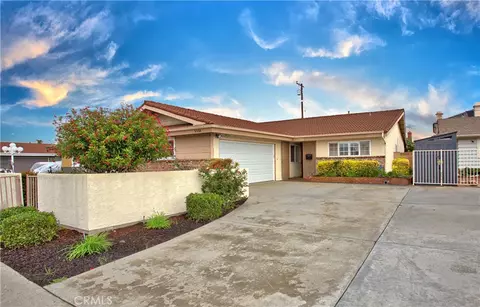 5338 Knoxville, Lakewood, CA 90713