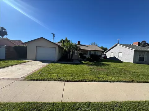 7943 Lasaine Ave, Northridge, CA 91325