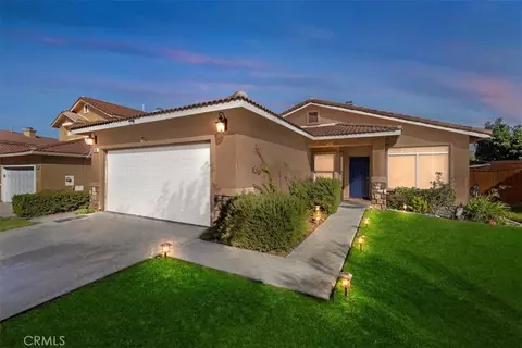 22686 Hannah Ct, Corona, CA 92883