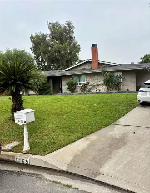 3465 Pleasant Hl, Highland, CA 92346