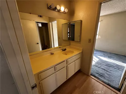 Bath - 935 W Wabash, Rialto, CA 92376 photo 2 of 2