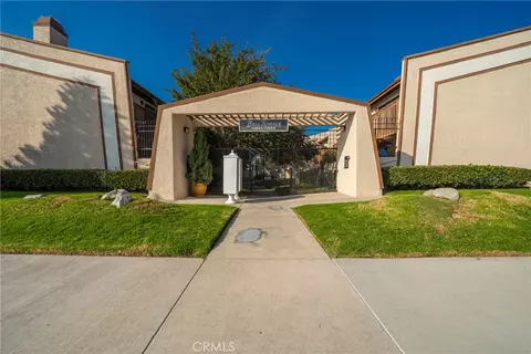 10663 Bell, Stanton, CA 90680