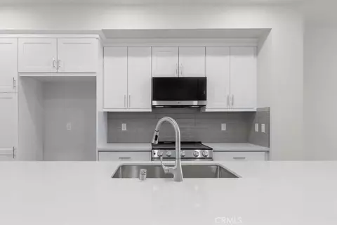 Kitchen - 4005 Valley Oak Ln #F, El Monte, CA 91733 photo 1 of 1