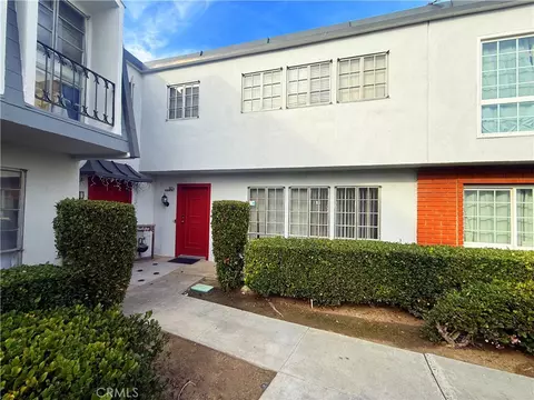 1974 W Glenoaks Ave #E, Anaheim, CA 92801