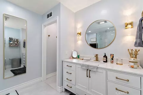 Bath - 2335 N San Antonio Ave, Upland, CA 91784 photo 12 of 13
