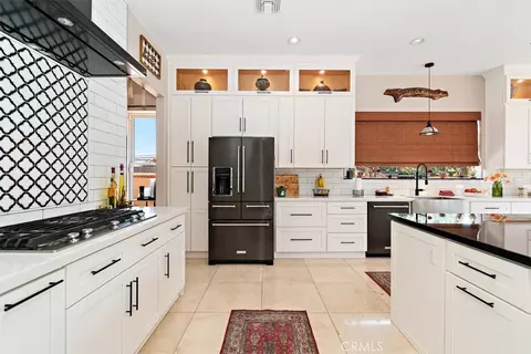Kitchen - 2335 N San Antonio Ave, Upland, CA 91784 photo 6 of 8
