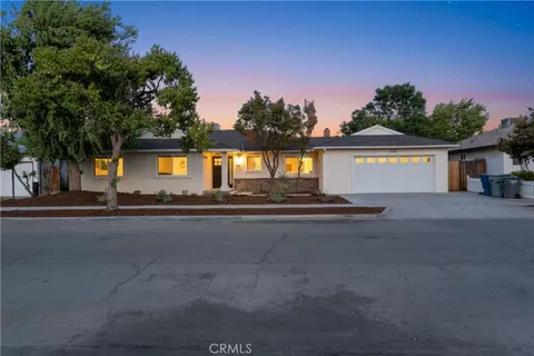 5676 N Callisch Ave, Fresno, CA 93710