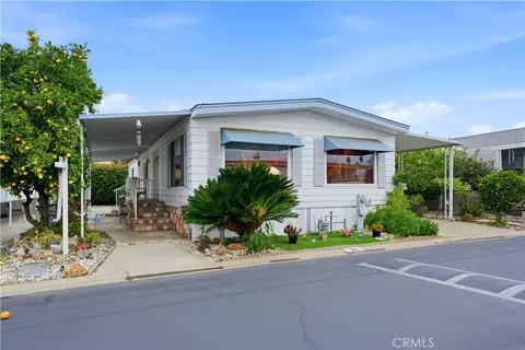 1245 W Cienega Ave #211, San Dimas, CA 91773