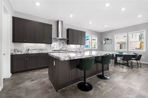 Kitchen - 115 Frame, Irvine, CA 92618 photo 2 of 4
