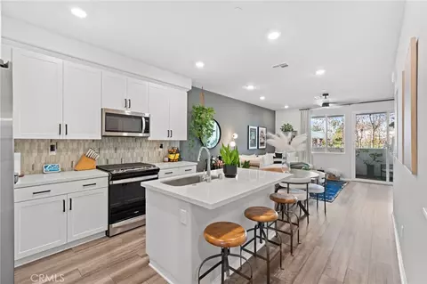 1752 Cayton Loop, West Covina, CA 91790