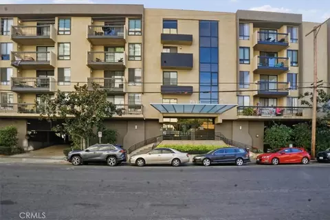 7320 Hawthorn Ave #108, Los Angeles, CA 90046