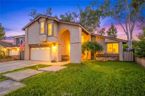 12 Quail Creek Ln, Pomona, CA 91766