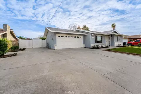 638 N Girard, Hemet, CA 92544