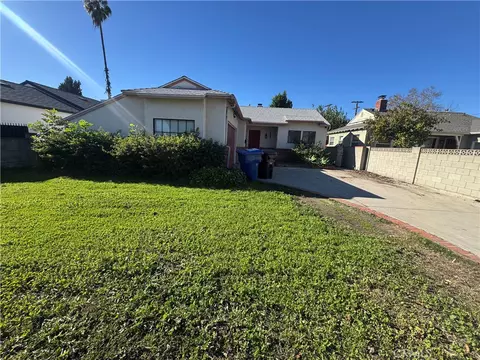 6853 Willis Ave, Van Nuys, CA 91405