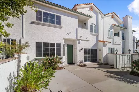 351 Westlake Vista Ln, Thousand Oaks, CA 91362