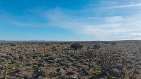 223 Avenue X, Llano, CA 93544 photo 7