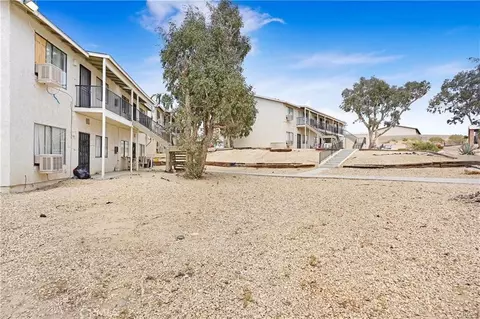 Exterior - 17802 Quantico, Apple Valley, CA 92307 photo 4 of 7