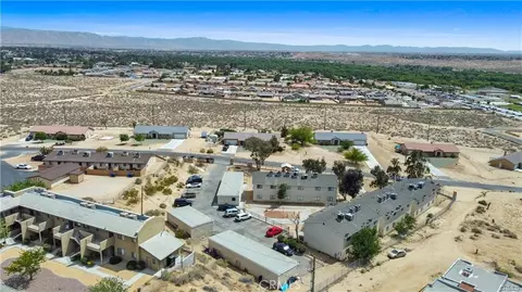 View/Area - 17802 Quantico, Apple Valley, CA 92307 photo 2 of 5