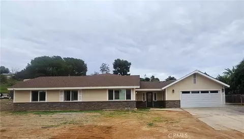 7556 Frazer, Jurupa Valley, CA 92509