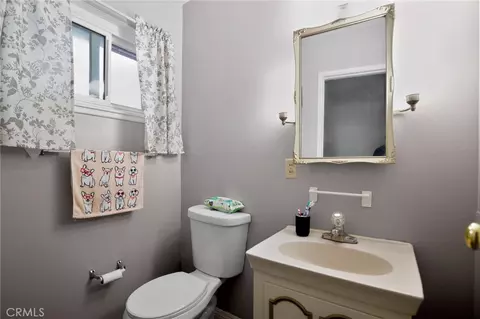 Bath - 2588 Byron, Highland, CA 92346 photo 2 of 2
