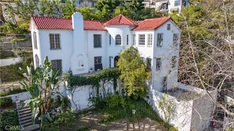 2329 N Edgemont, Los Angeles, CA 90027