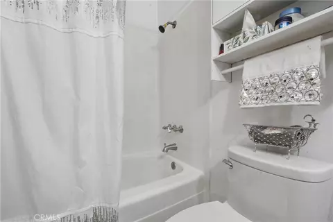 Bath - 645 W Winchester, Rialto, CA 92376 photo 4 of 4