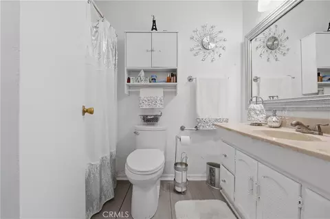 Bath - 645 W Winchester, Rialto, CA 92376 photo 2 of 4