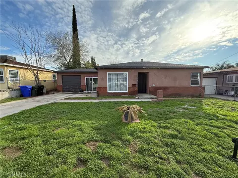 16823 Fontlee Ln, Fontana, CA 92335