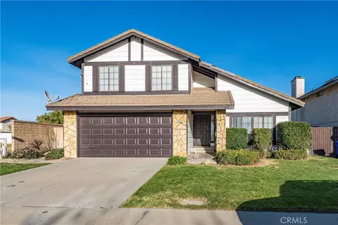 7127 Kempster Ave, Fontana, CA 92336