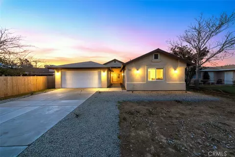 16241 Chestnut St, Hesperia, CA 92345