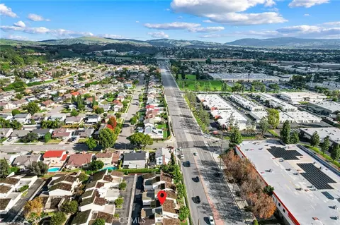 View/Area - 360 Meadow Ct, Brea, CA 92821 photo 4 of 5