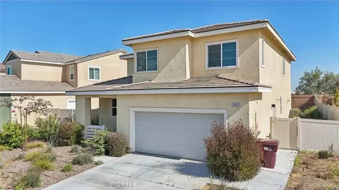 Exterior - 36927 Arezzo Ct, Beaumont, CA 92223 photo 5 of 10