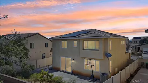 Exterior - 36927 Arezzo Ct, Beaumont, CA 92223 photo 2 of 10