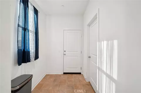Entry Way - 36927 Arezzo Ct, Beaumont, CA 92223 photo 5 of 9