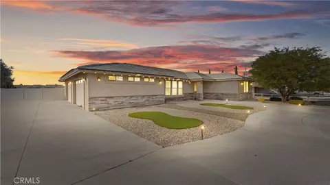 12230 Indian River Dr, Apple Valley, CA 92308