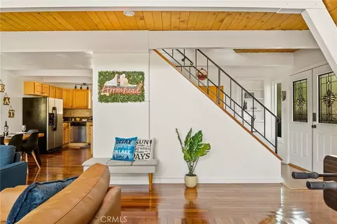 Entry Way - 1296 Calgary Dr, Lake Arrowhead, CA 92352 photo 2 of 4