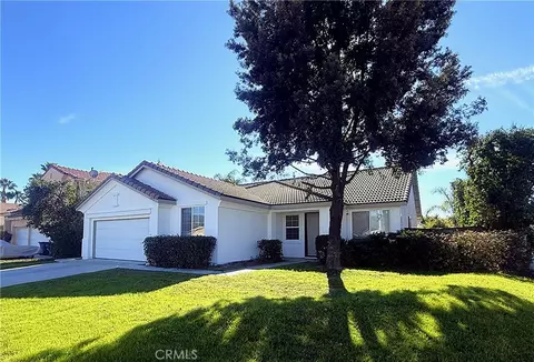 5473 Charlton Ave, Hemet, CA 92544