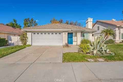 7770 Somerset Ln, Highland, CA 92346
