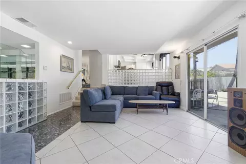 Living - 7055 Mango St, Rancho Cucamonga, CA 91701 photo 2 of 3